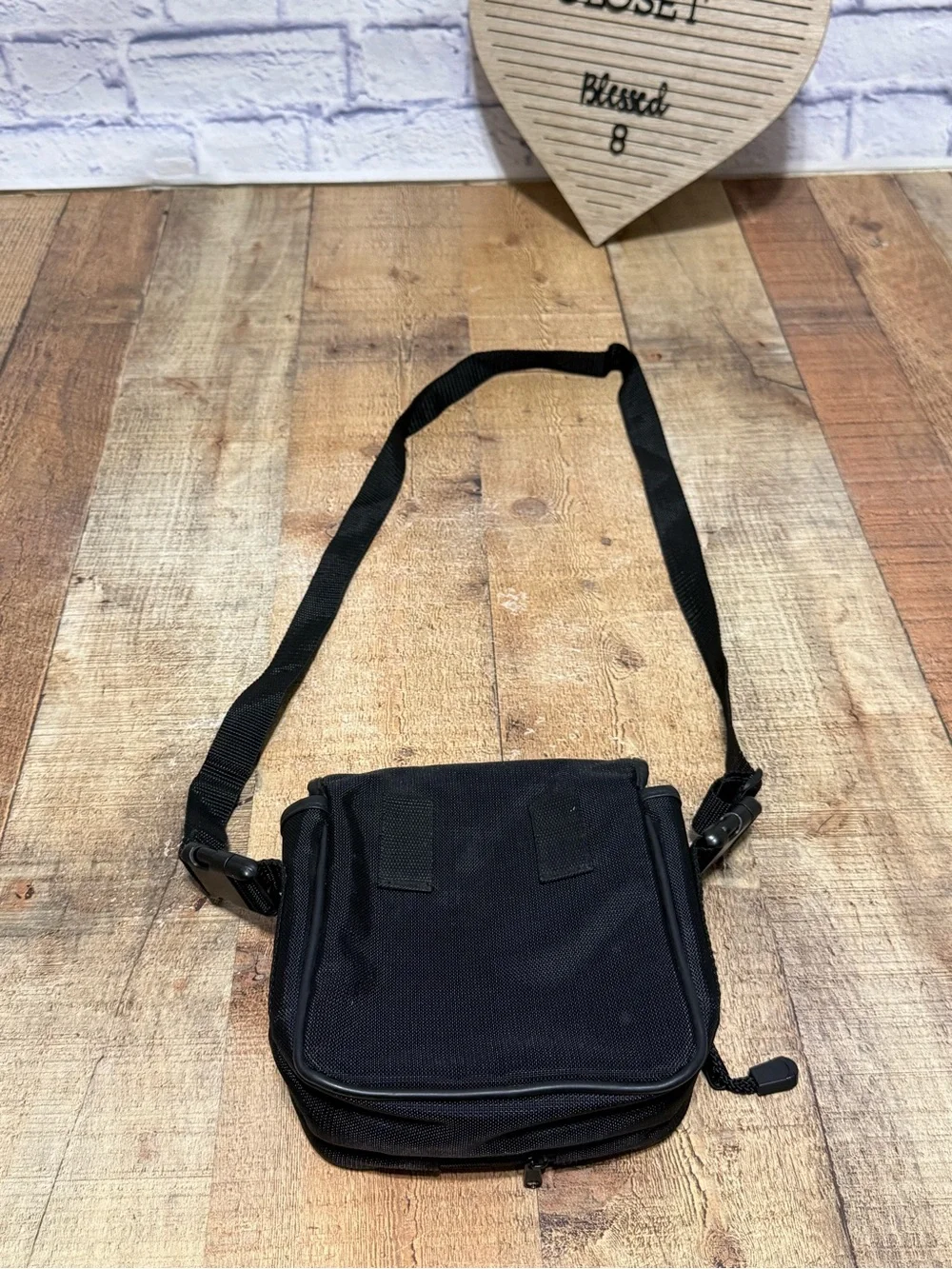 Rare 1999 convertible MTV black fanny pack / satchel.